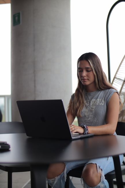 El trabajo en colaboración, la tutoría y el equipo docente - .