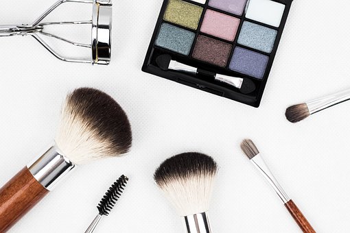 Uf0086: cosméticos y equipos para los cuidados estéticos de higiene, depilación y maquillaje