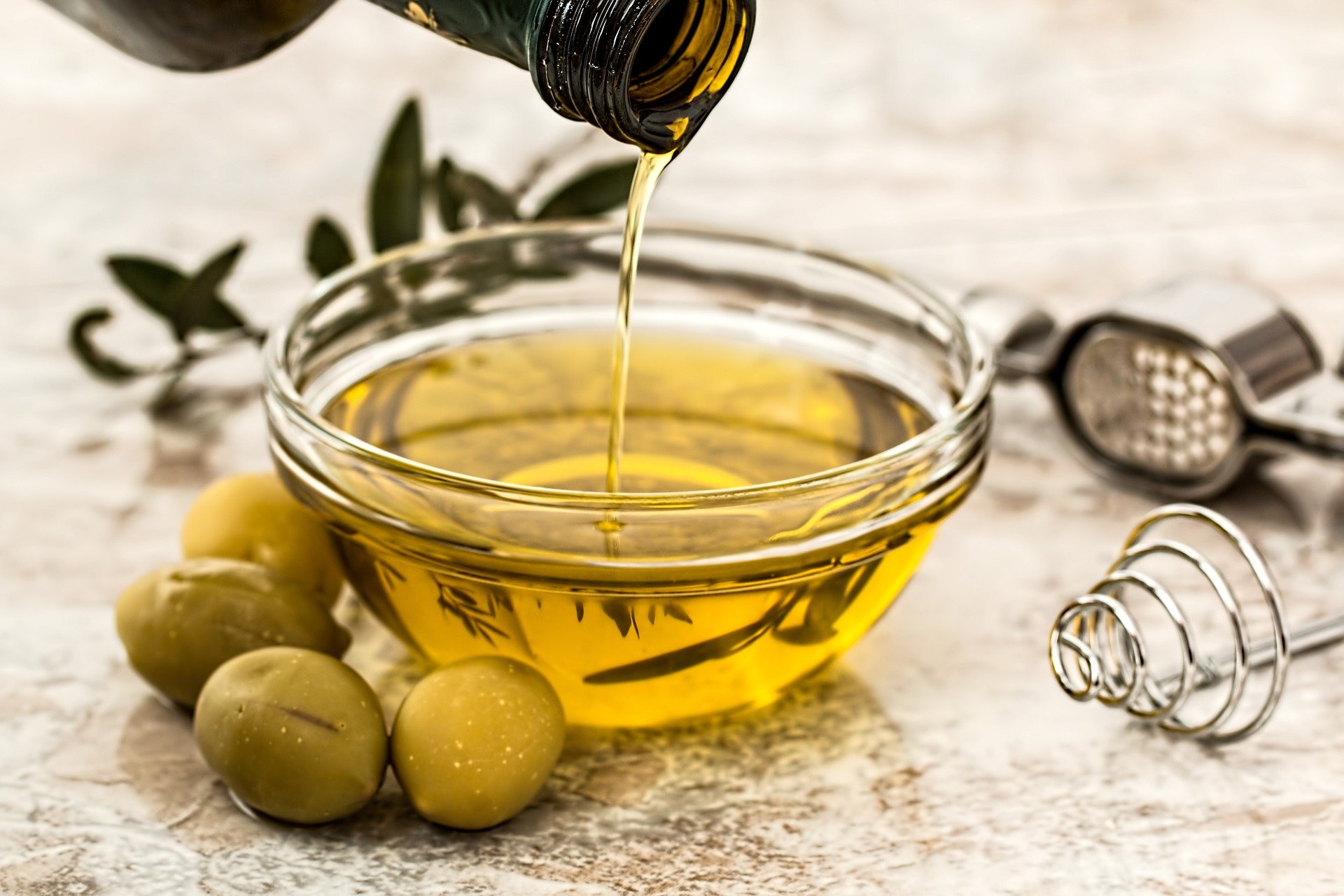 Análisis Sensorial Y Conocimiento Del Aceite De Oliva Virgen Extra Y Confección De Su Carta De Oferta